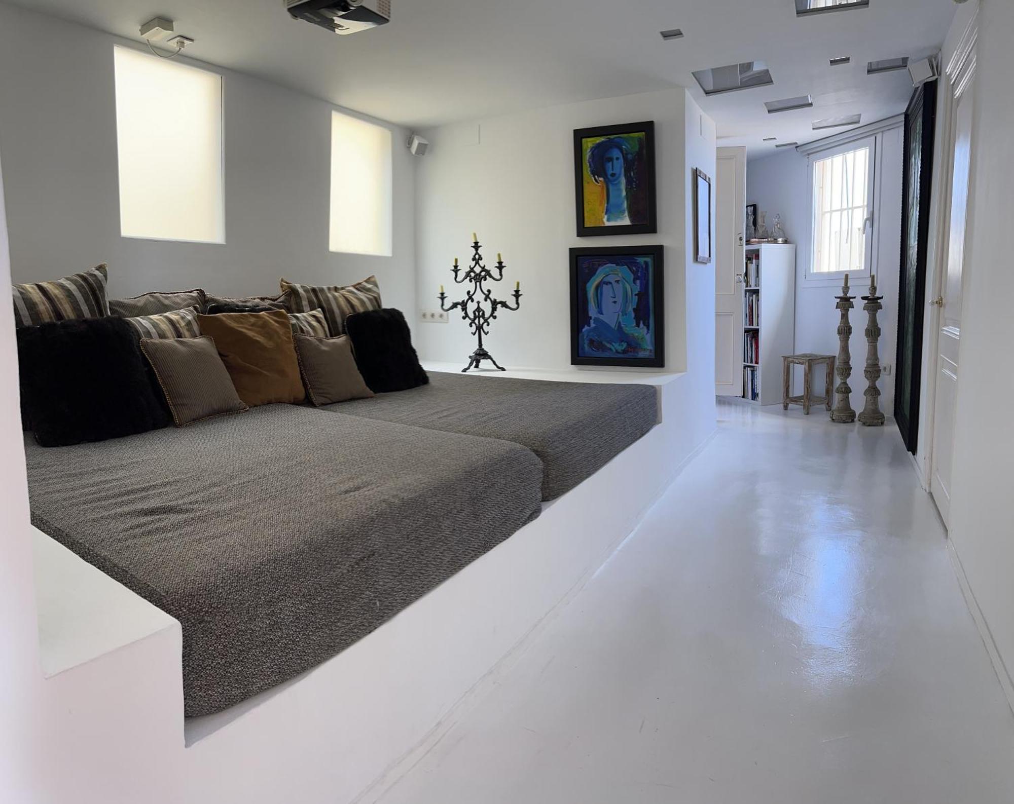 Sunny Penthouse With Sea View Appartement *